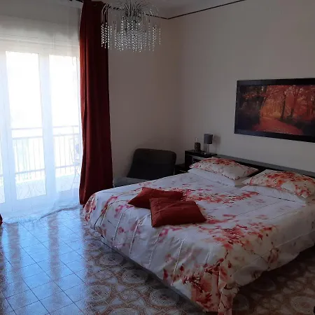 شقة Etna Sicilian House *