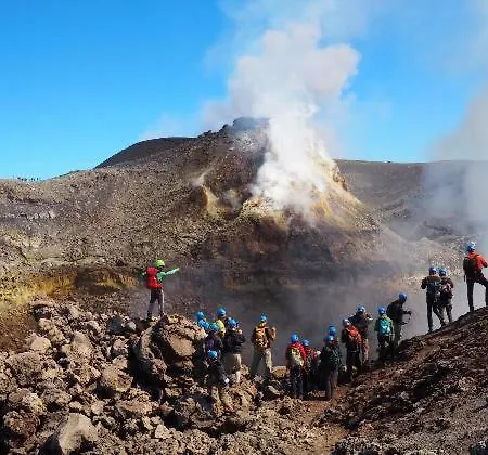 Etna Sicilian House لينغواغلوسا